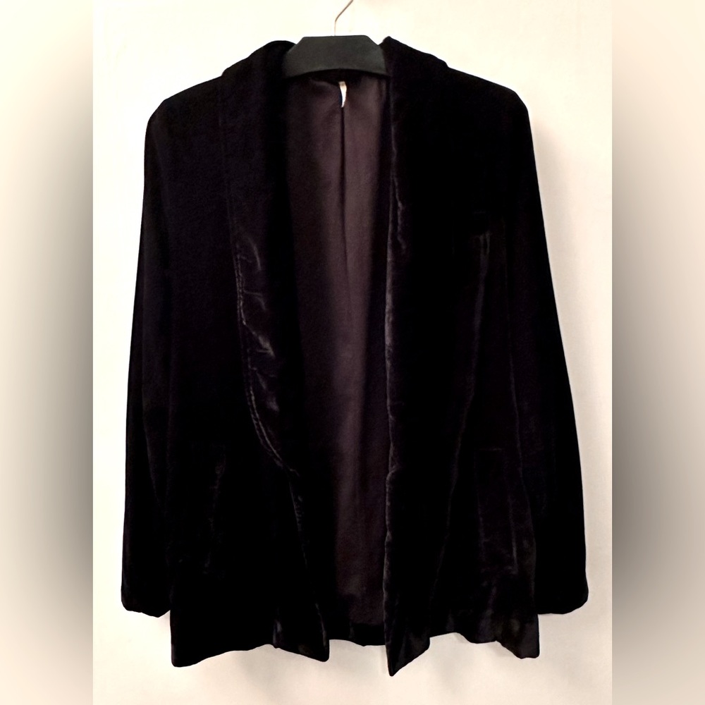 Free People black velvet blazer, size XS.